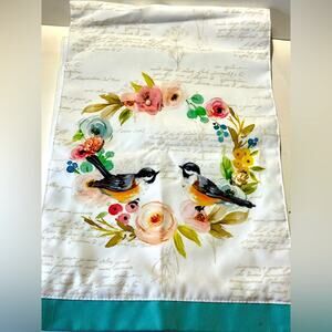 Charming Home bird pastel table runner